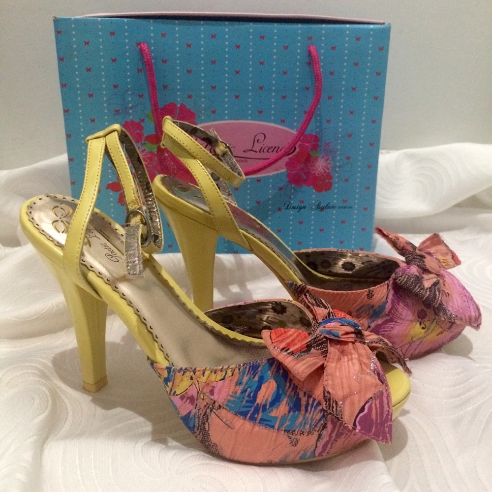 Poetic Licence pumps